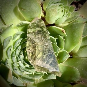 RUTILATED QUARTZ CRYSTAL